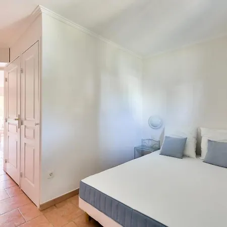 Les Calanques Des Issambres - Maeva - 2 Pieces 4 Personnes - Selection Mae-3624 *